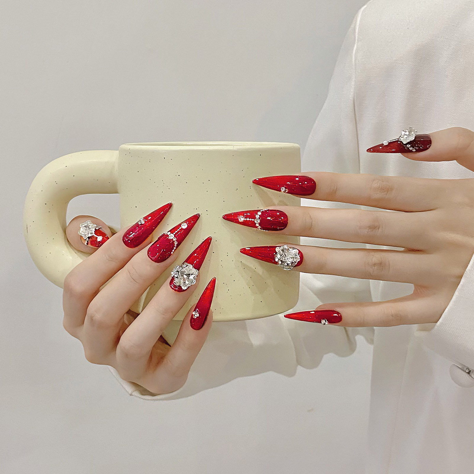 10pcs Handmade Red False Nails - Pressed Flower Art บทวิจารณ์และราคา
