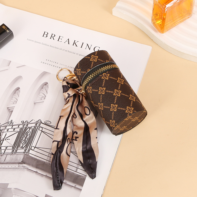 Scarf Pattern Lipstick Keychai - Monogram Keychain Leather บทวิจารณ์และราคา