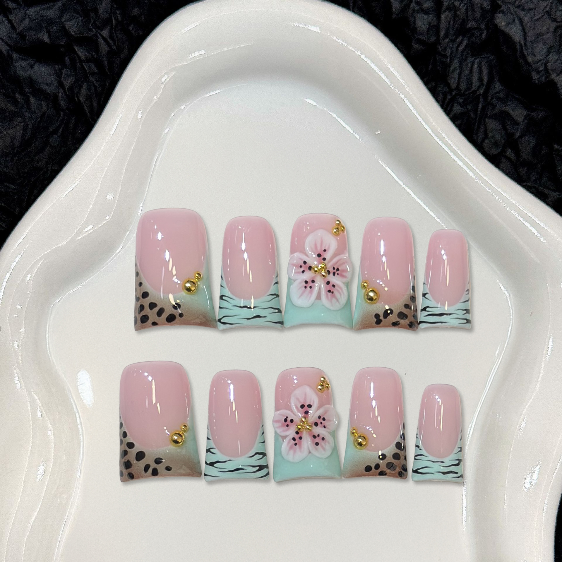 10pcs Press on Nails Duck Mout - Pressed Flower Art บทวิจารณ์และราคา