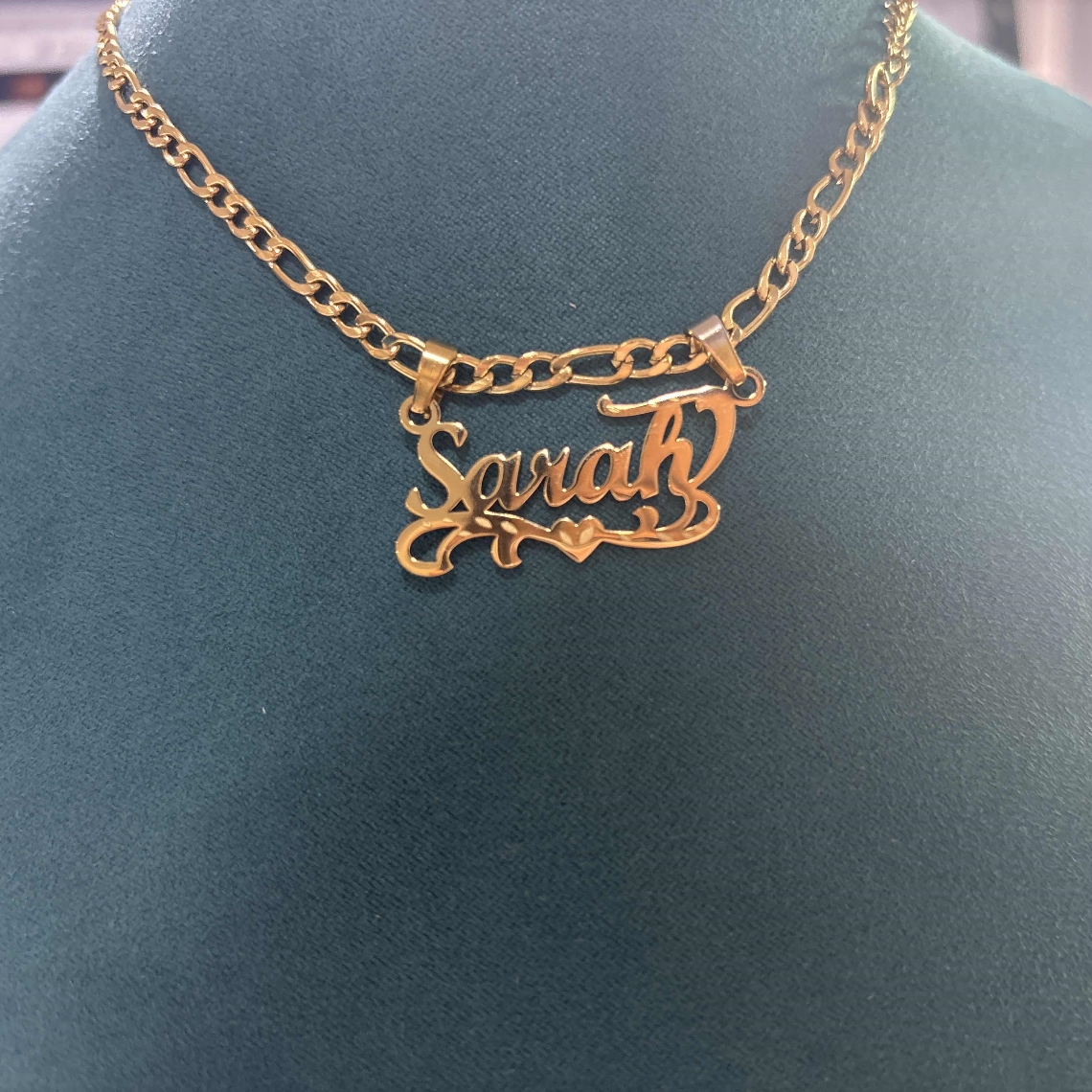 Custom Figaro Chain Heart Name - Name Necklace Custom บทวิจารณ์และราคา