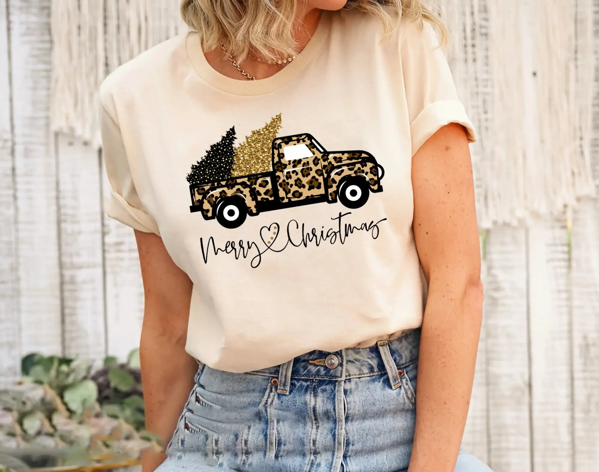 Christmas Truck T Shirt Leopar - Family Tree Print บทวิจารณ์และราคา