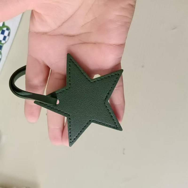 Free initials five pointed sta - Monogram Keychain Leather บทวิจารณ์และราคา