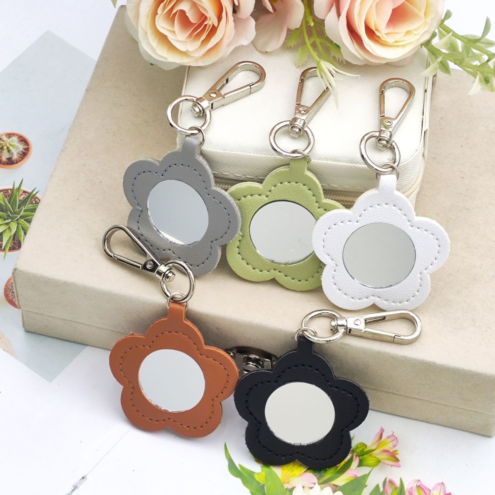 Flower Petal Shaped Mirror Bag - Initial Ring Custom บทวิจารณ์และราคา