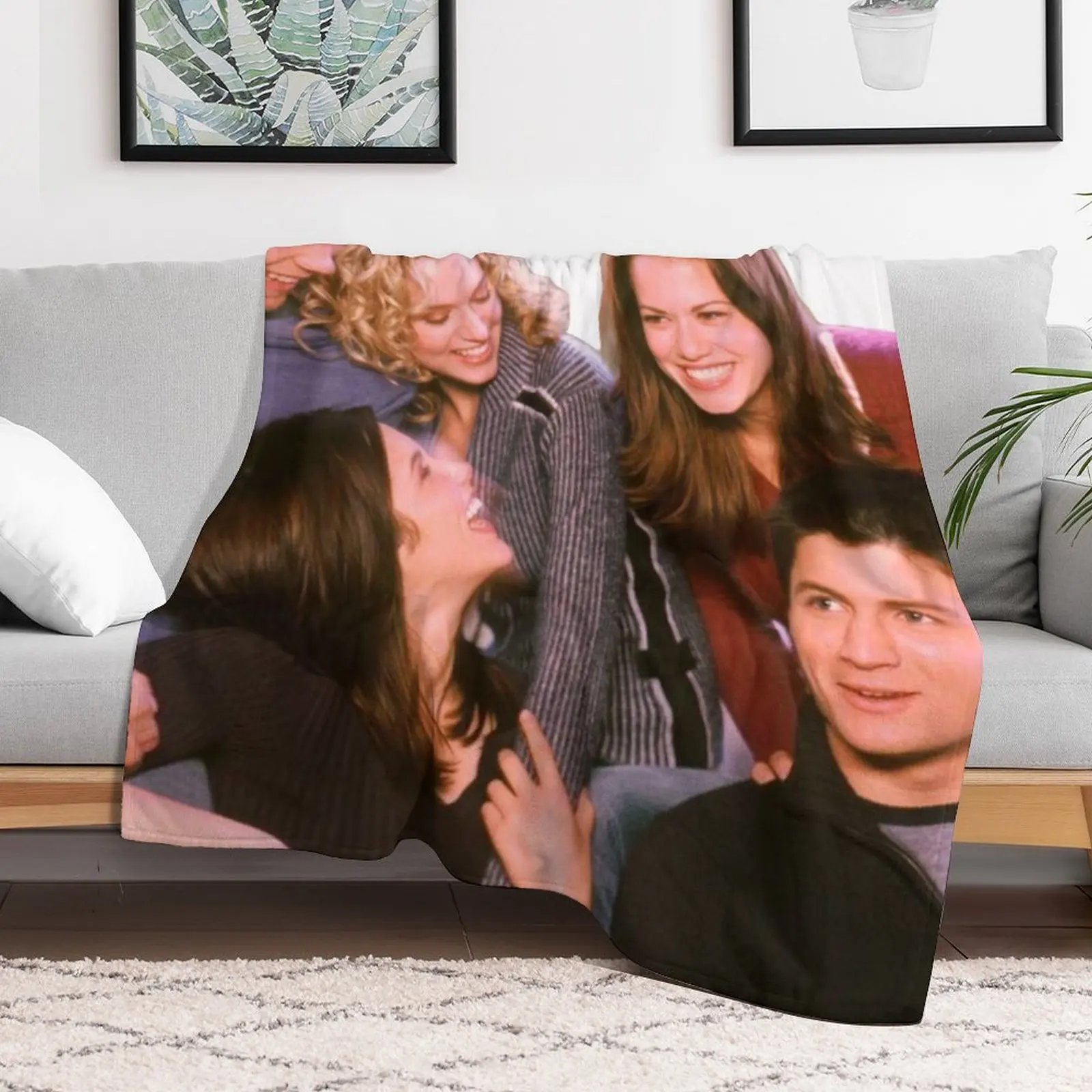 one tree hill Throw Blanket Lu - Family Tree Print บทวิจารณ์และราคา